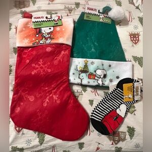 NWT-Peanuts Christmas Snoopy Bundle